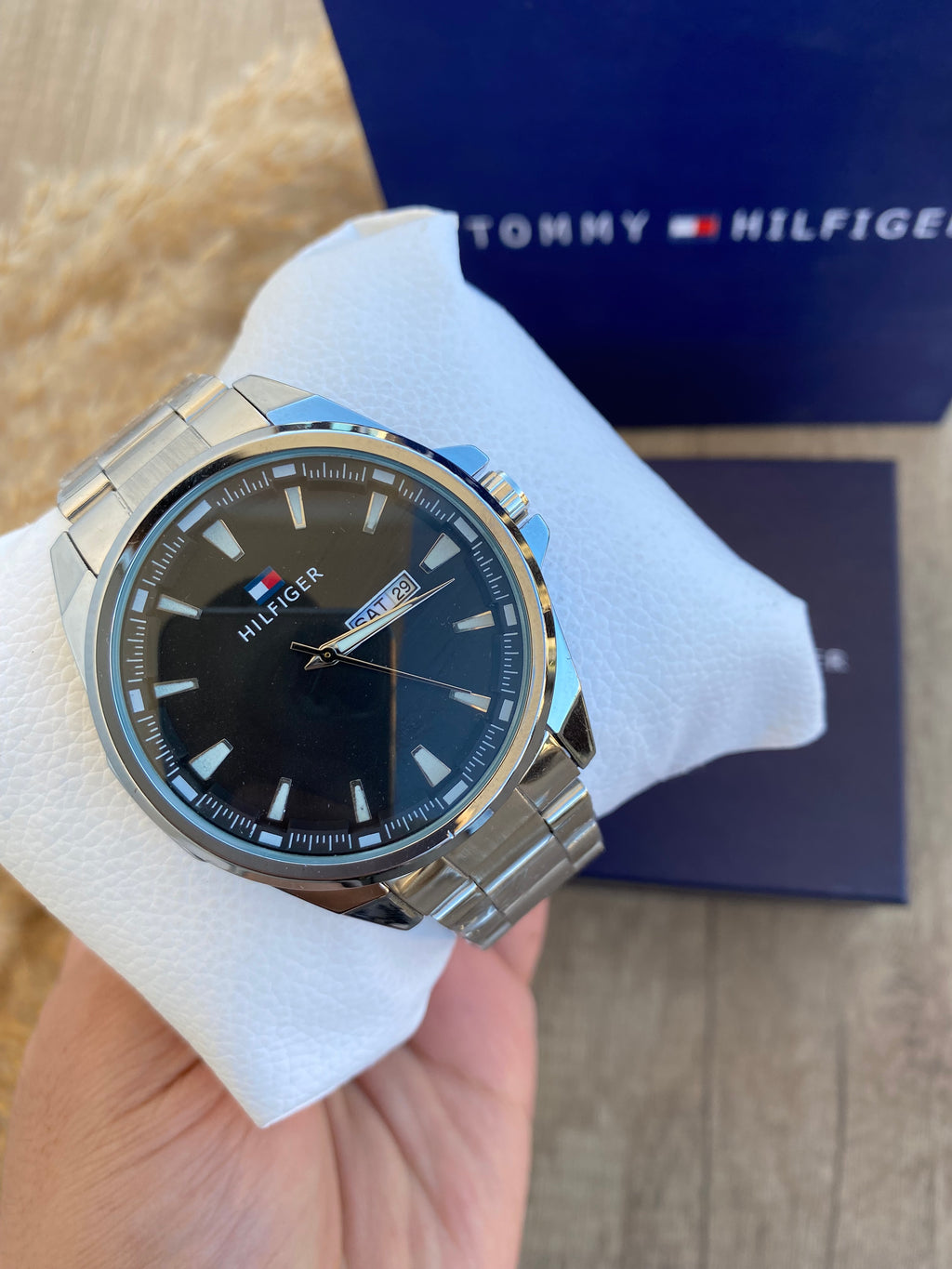 TOMMY HILFIGER Black V3