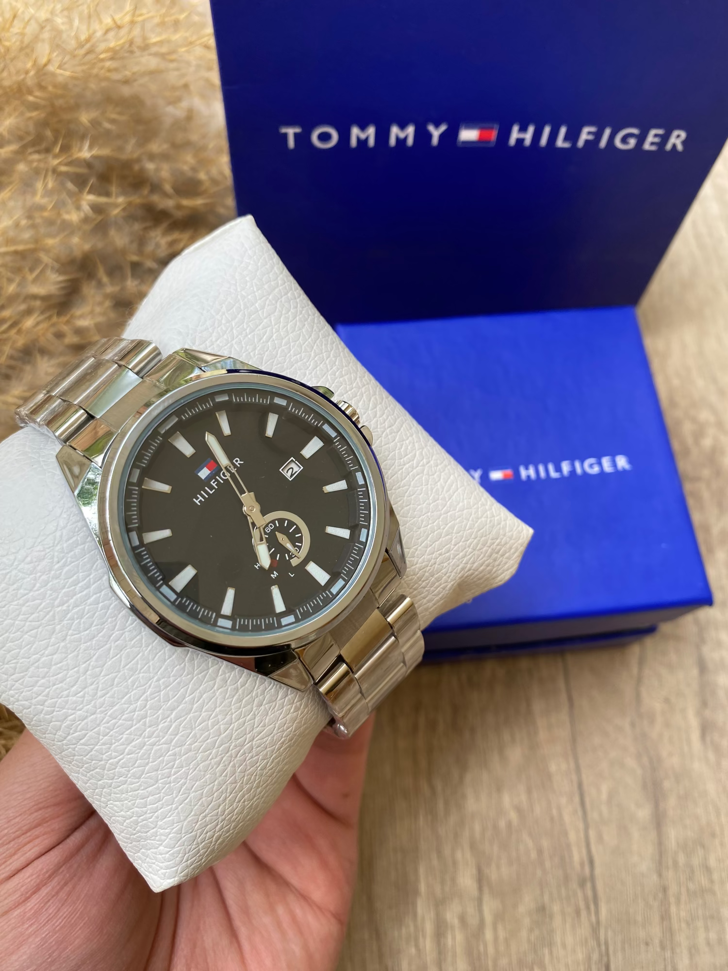 TOMMY HILFIGER BLACK V2