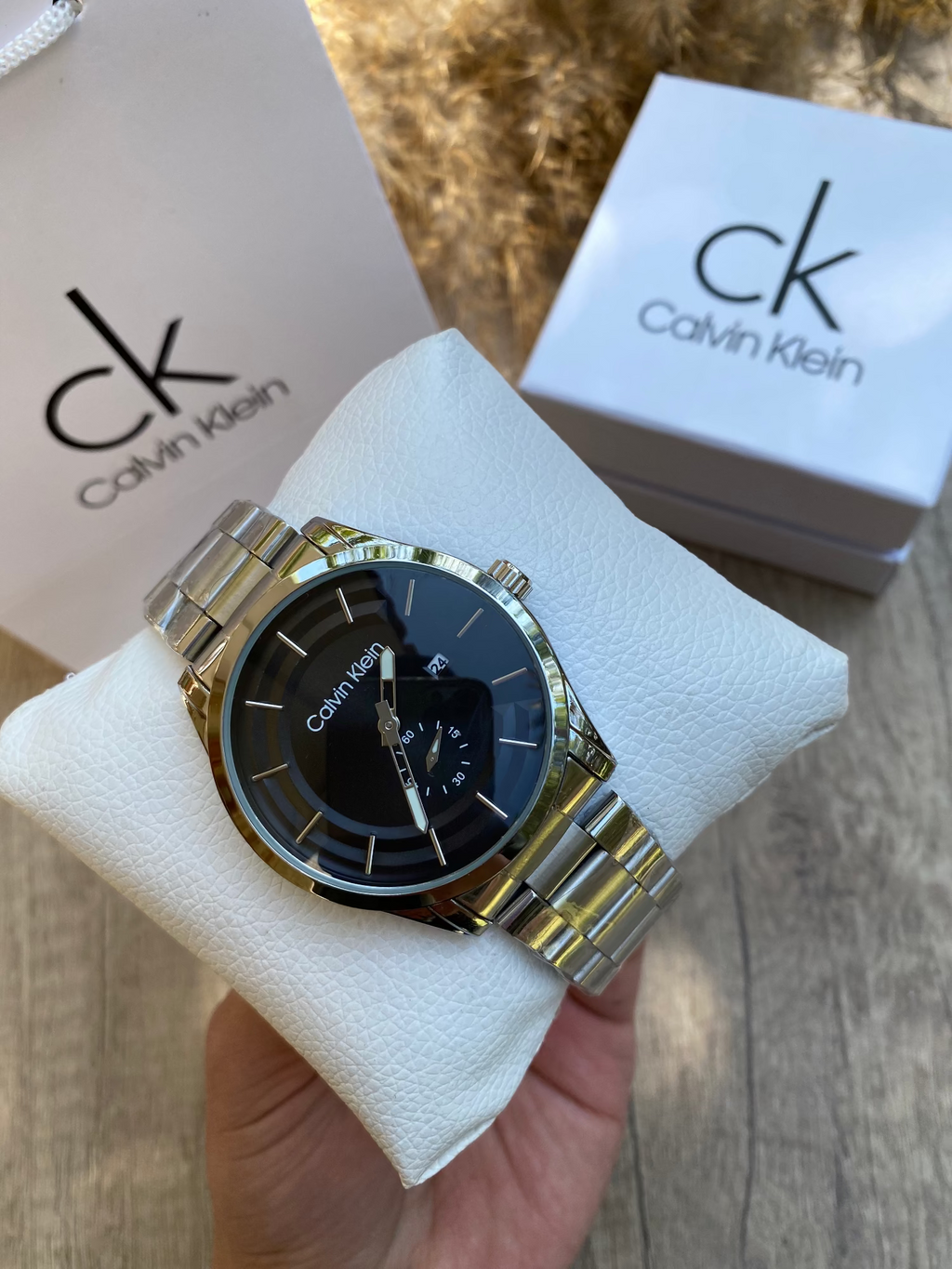CK QUARTZ BLACK DIAL