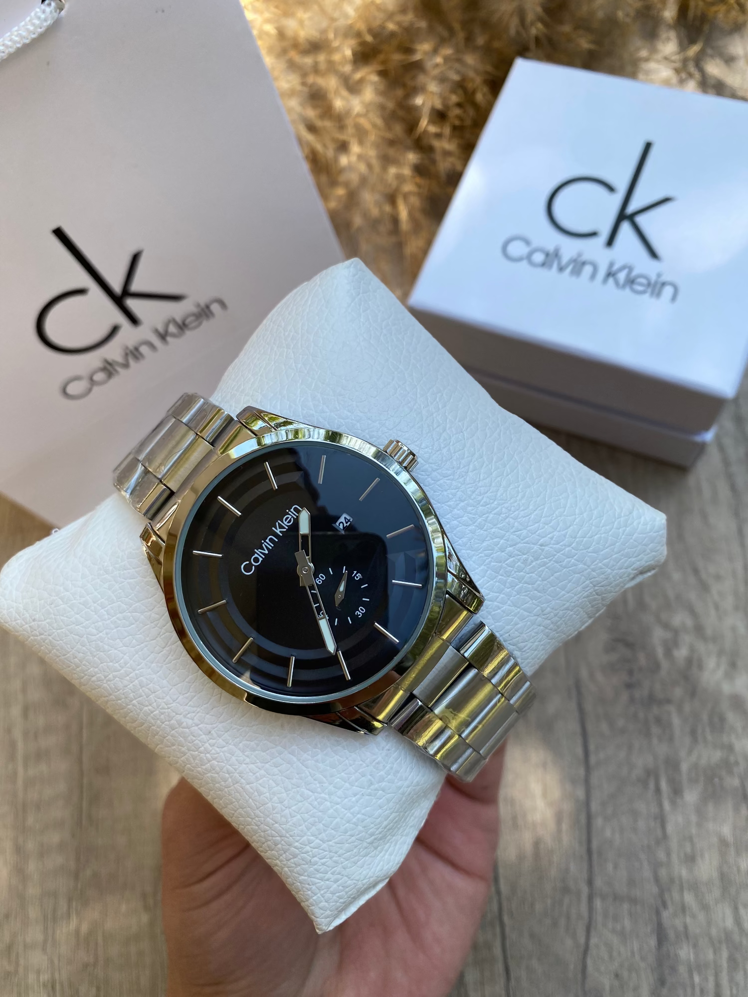 CK QUARTZ BLACK DIAL