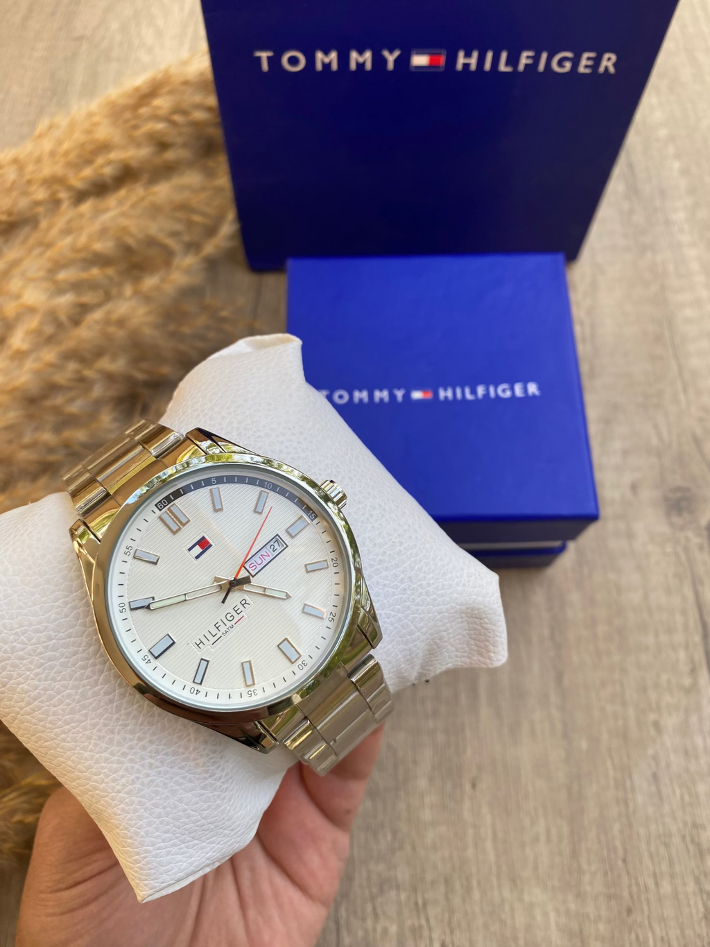 TOMMY HILFIGER WHITE DIAL