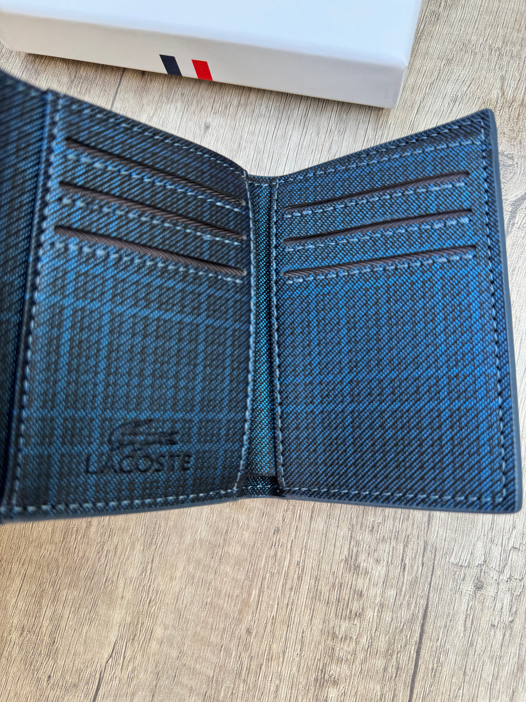 LACOSTE WALLET v1