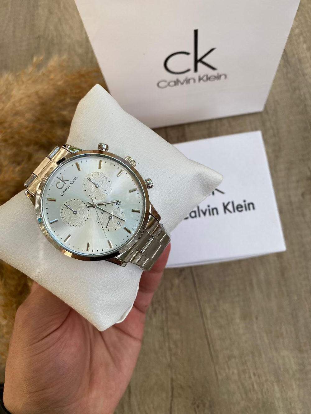 CK WHITE DIAL