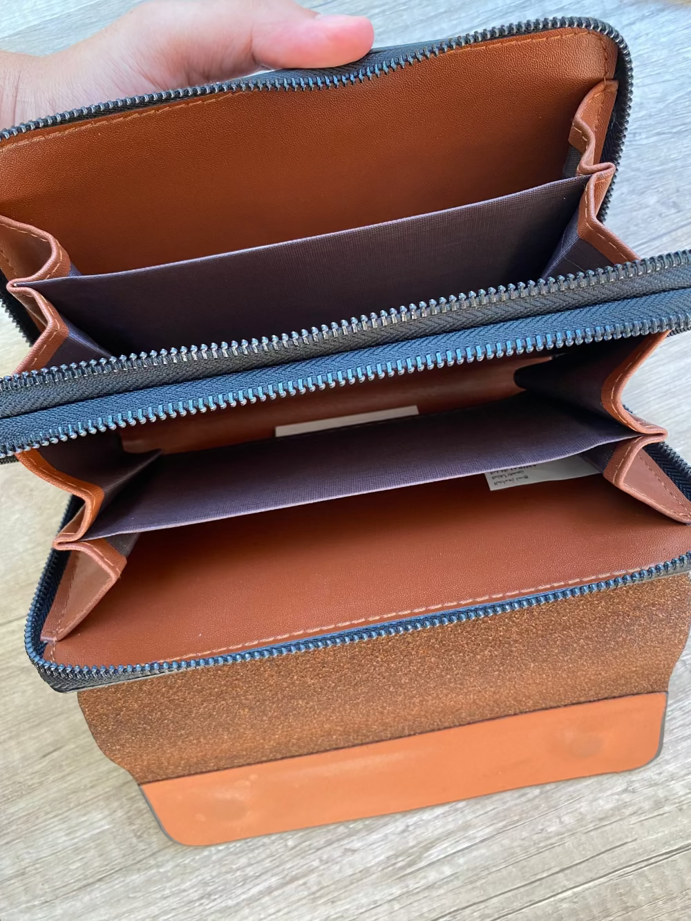 LA COST HAND BAG