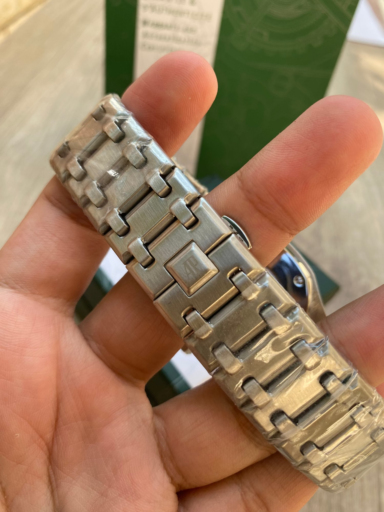 AUDEMARS grey dial
