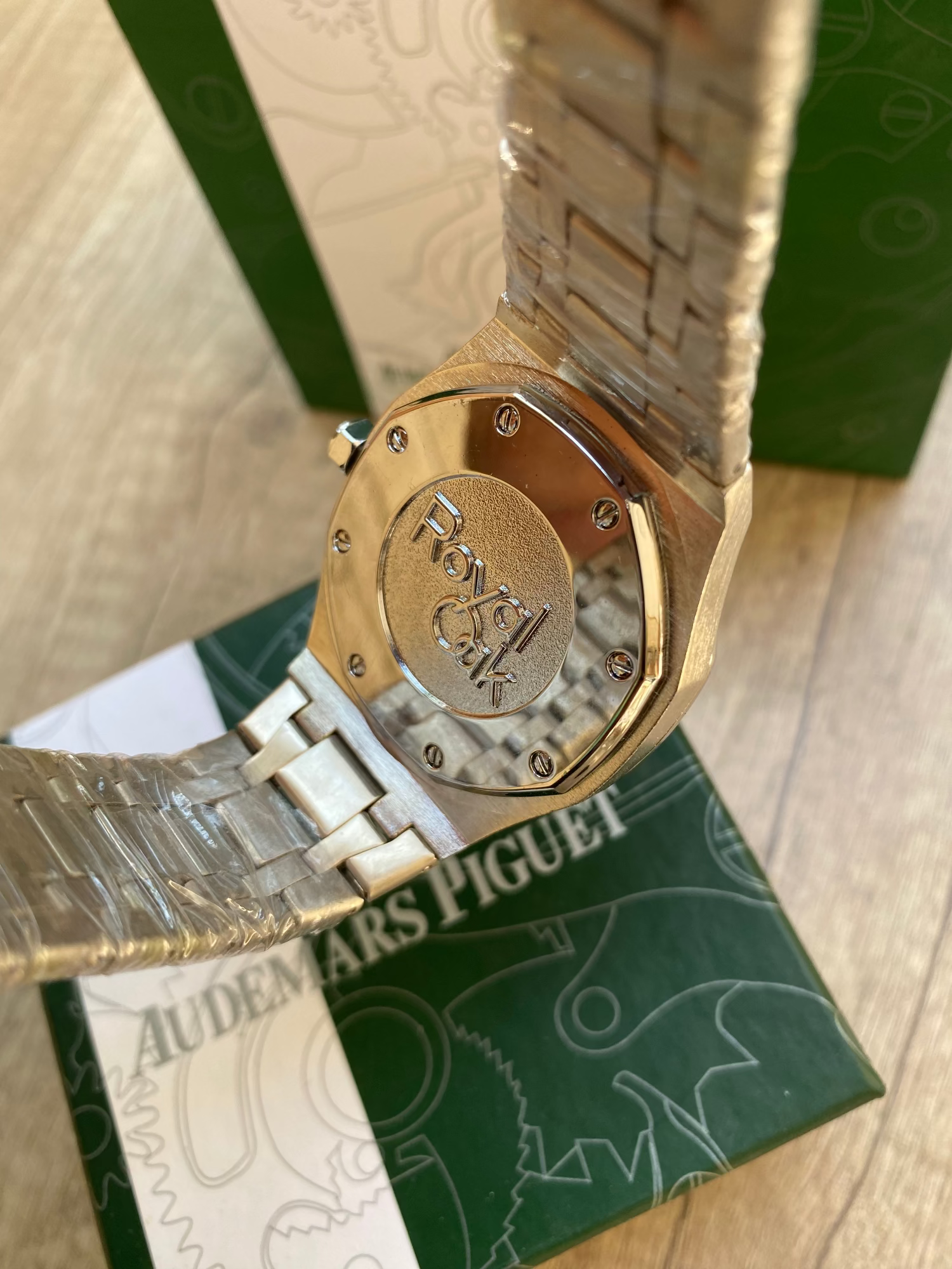AUDEMARS grey dial