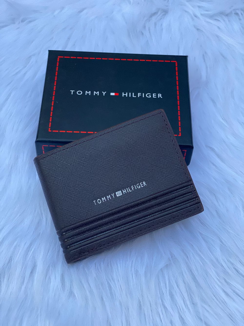 TOMMY BROWN WALLET