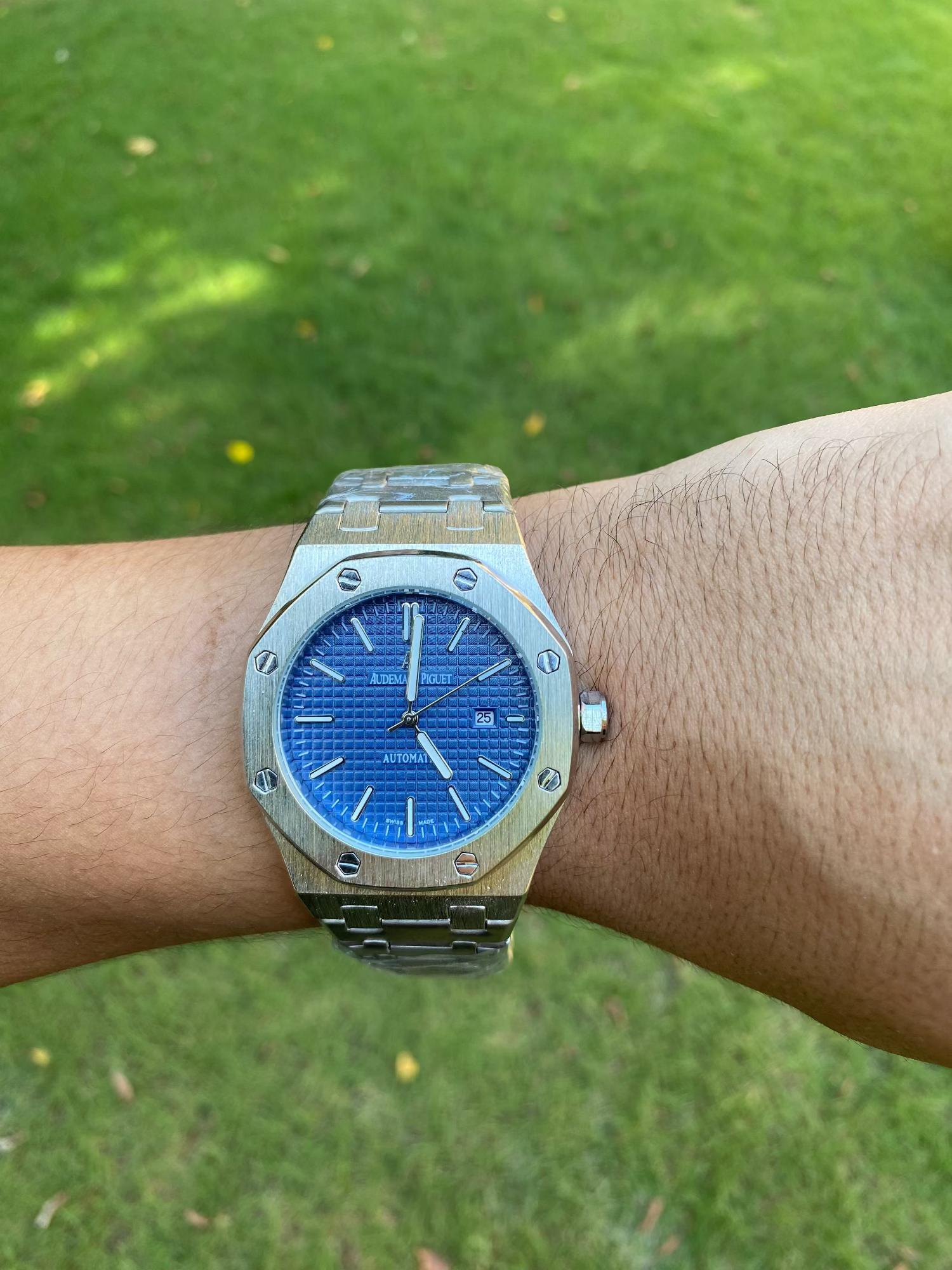 AUDEMARS dark blue dial