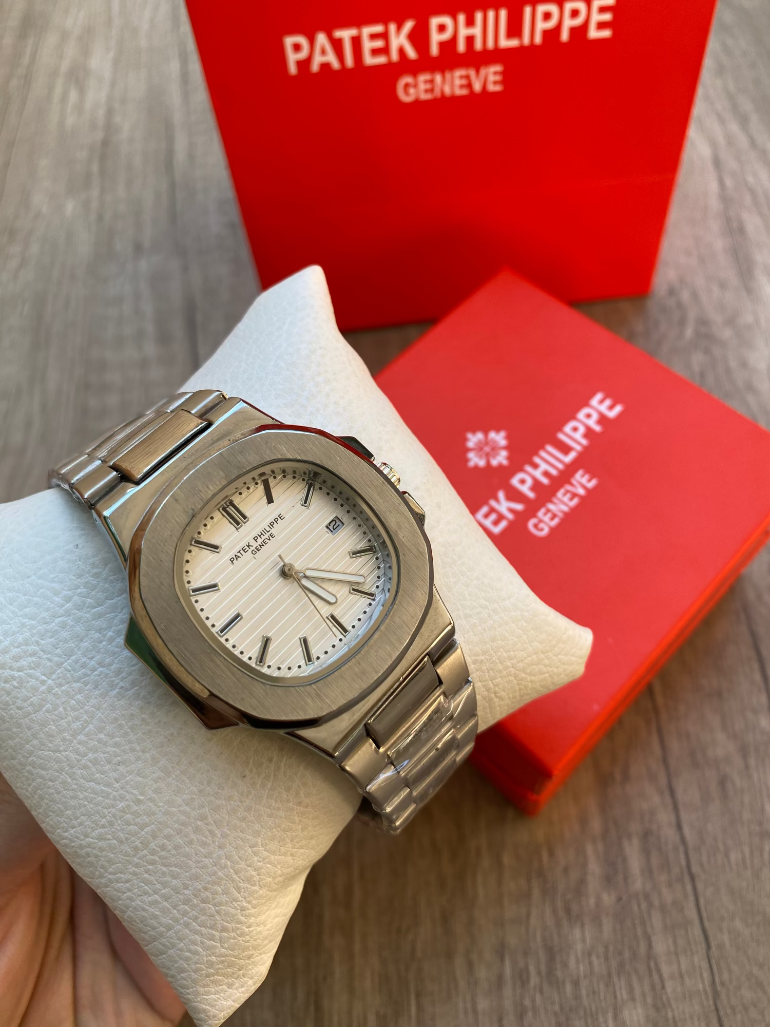 PATEK PHILIPPE white dial