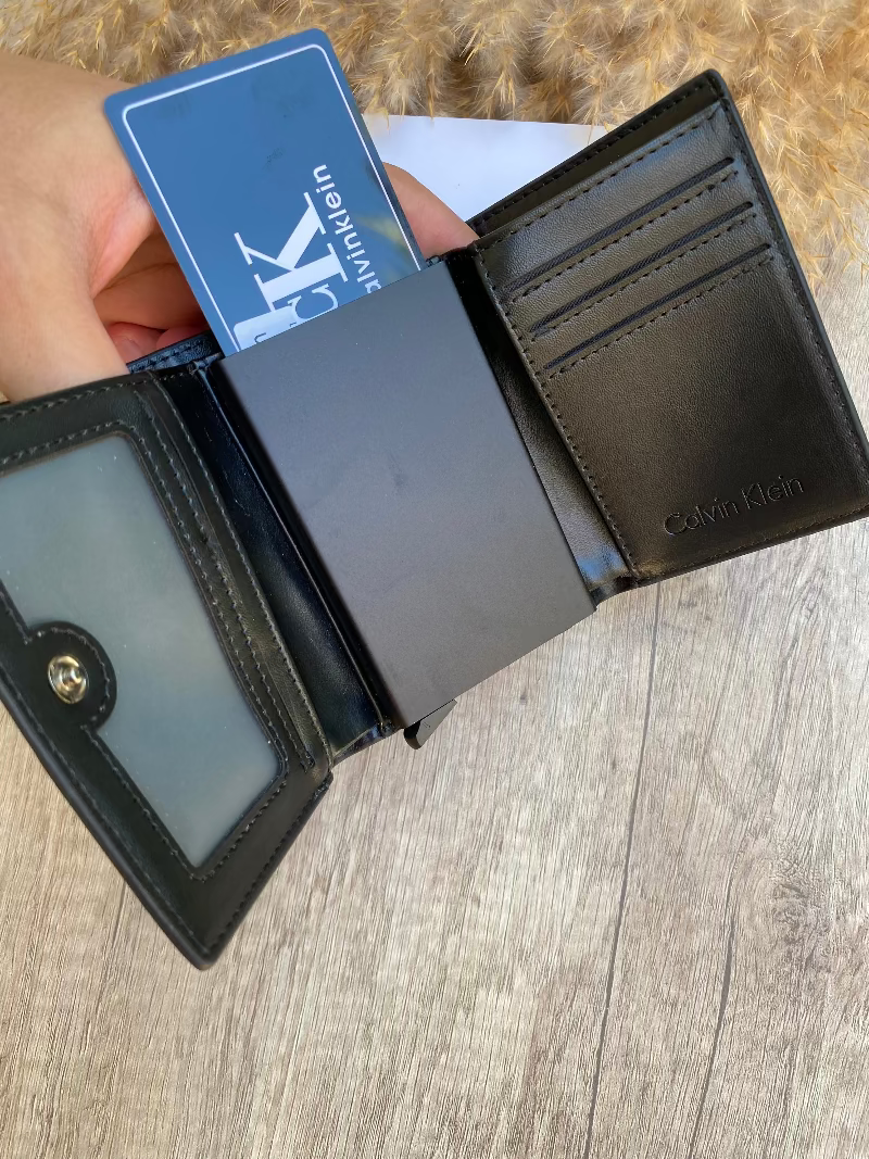 CK WALLET WITH METAL CARD