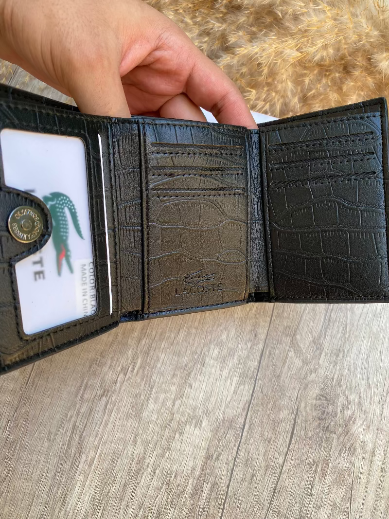 LACOSTE CROCO WALLET